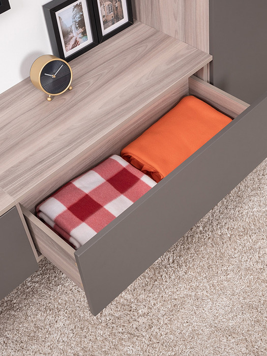 Роквуд Тумба под ТВ 16.54.01, цвет корпус ДСП эмили блаш/фасады МДФ графит мягкая шагрень, ШхГхВ 76,8х36,8х32 см.