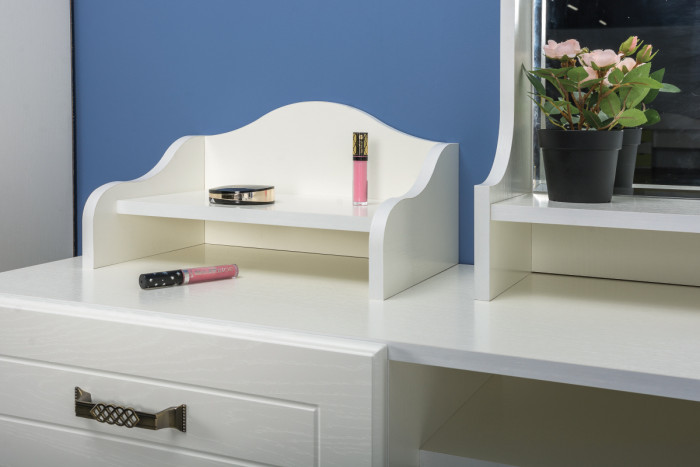 Ливерпуль Стол туалетный 12.46 + Полка 10.118 + Полка 10.117 + Пуф 14.02, цвет ясень ваниль/белый, НЕ универсальная сборка